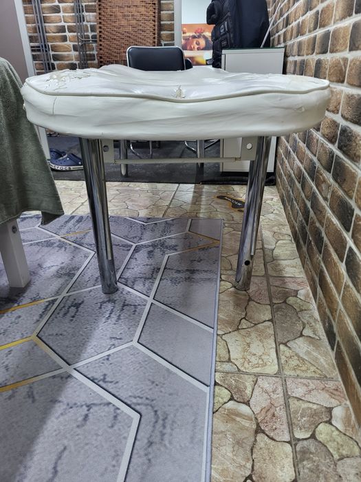 Астана Продаётся кушетка не дорого 5000