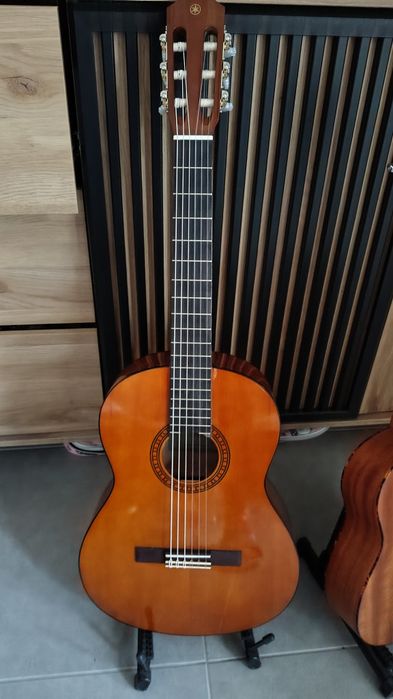 Класическа китара Yamaha + калъф
