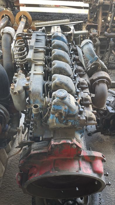 Двигатиль все есть