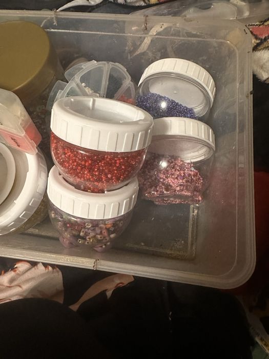 Продам бисер для творчества