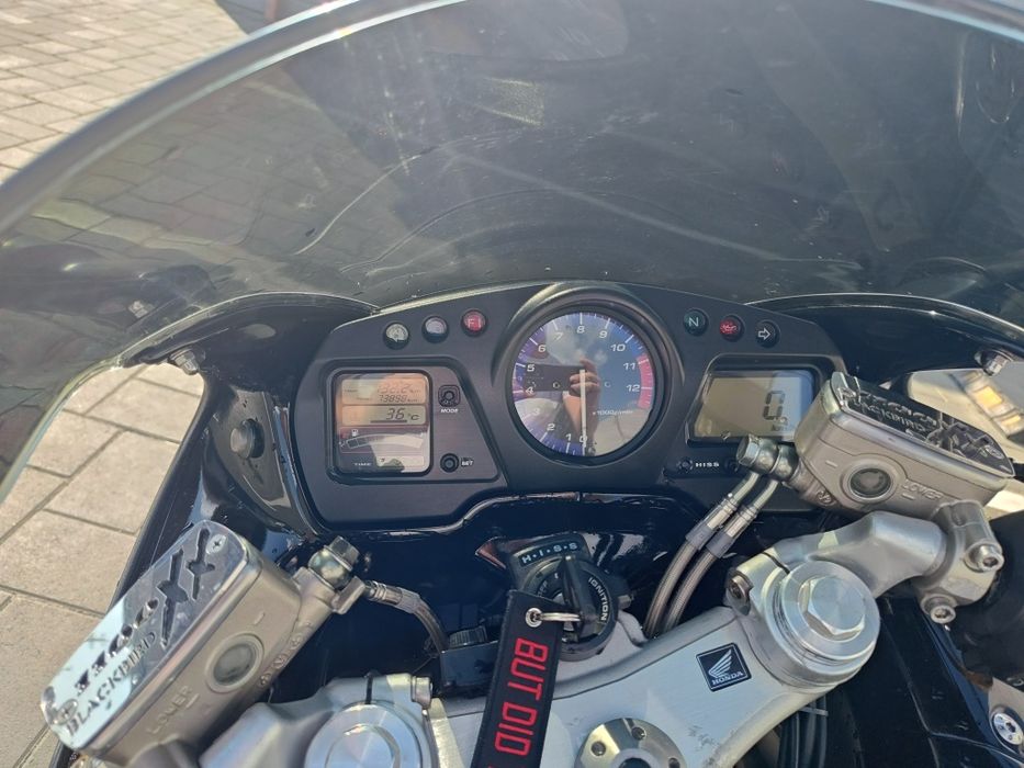 Vând Honda CBR 1100 XX