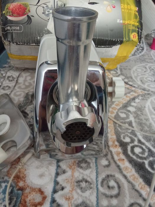 Продам мясорубку.