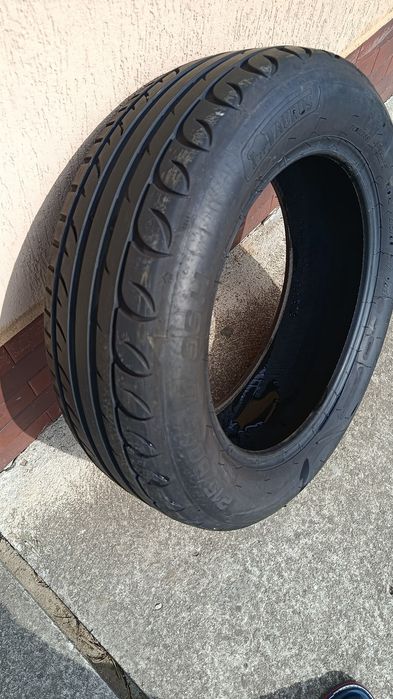 Anvelope vară 215/60 R17