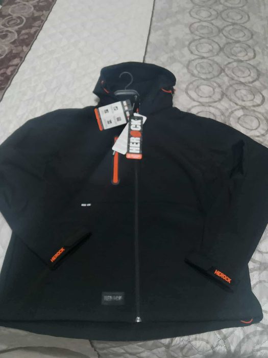 Мъжко водоустойчиво и ветроустойчиво яке HEROCK