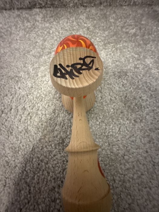 Kendama europe portocalie semnata