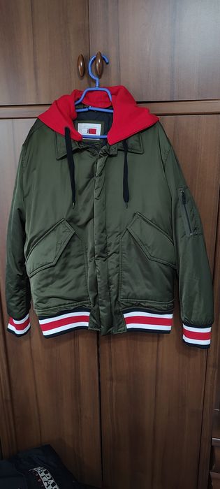Jachetă bomber Tommy Hilfiger x Lewis Hamilton de Barbati size XL