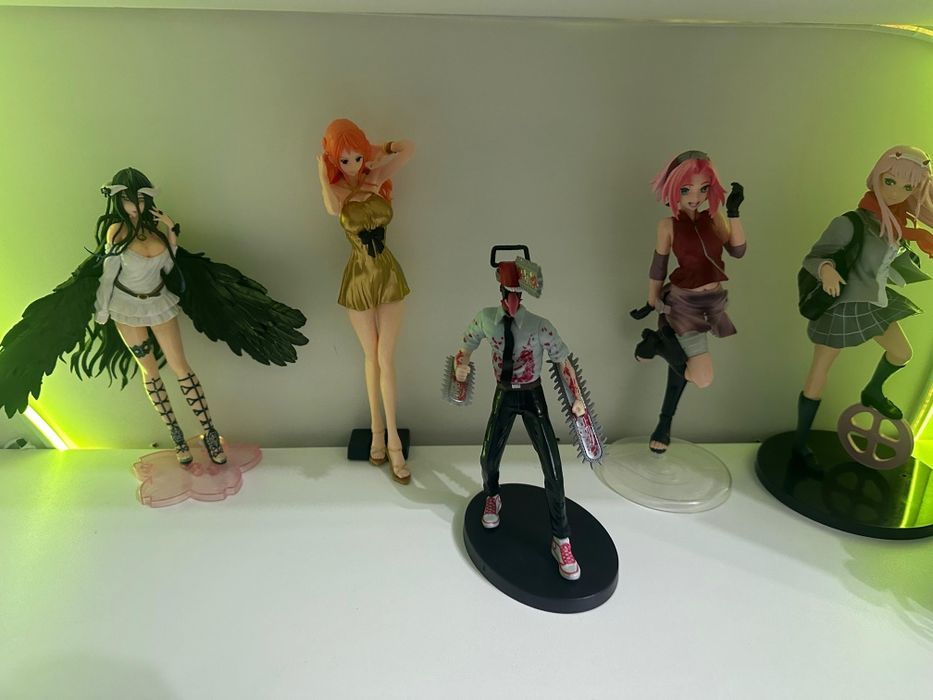 Много Фигурок по 500тг