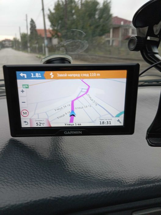 Навигация за автомобил Garmin Drive 61. България и Европа
