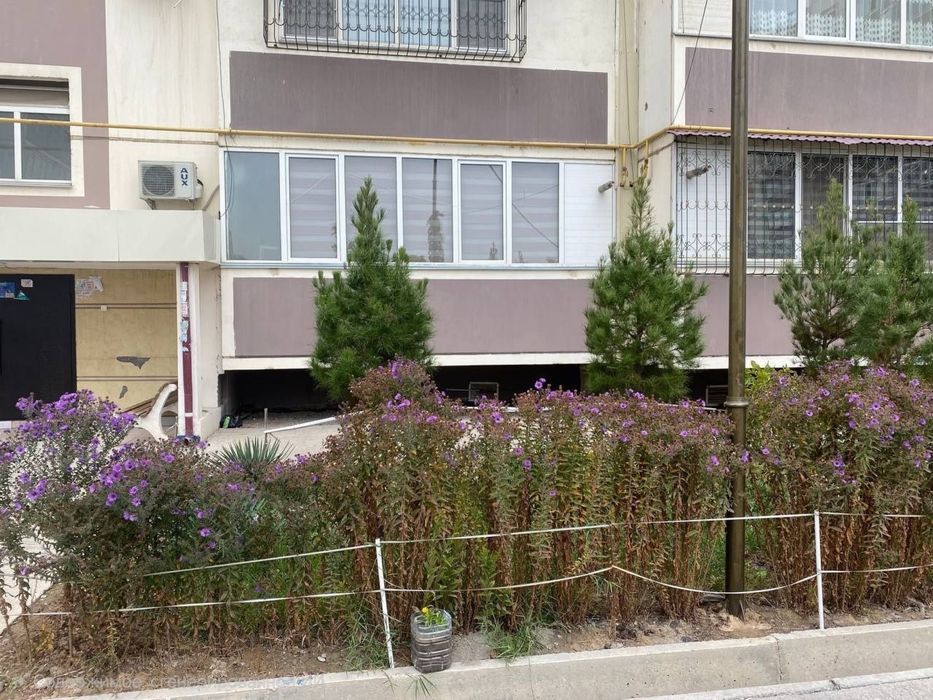 SERGELI YANGI HAYOT 10-xudud. 4 xonali. 104kvm 1-etaj sotiladi