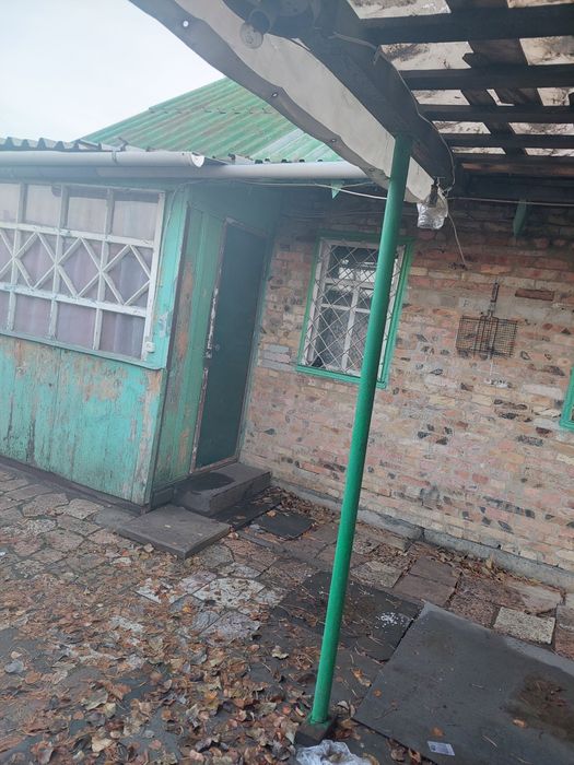 Дача с кирпичным домиком