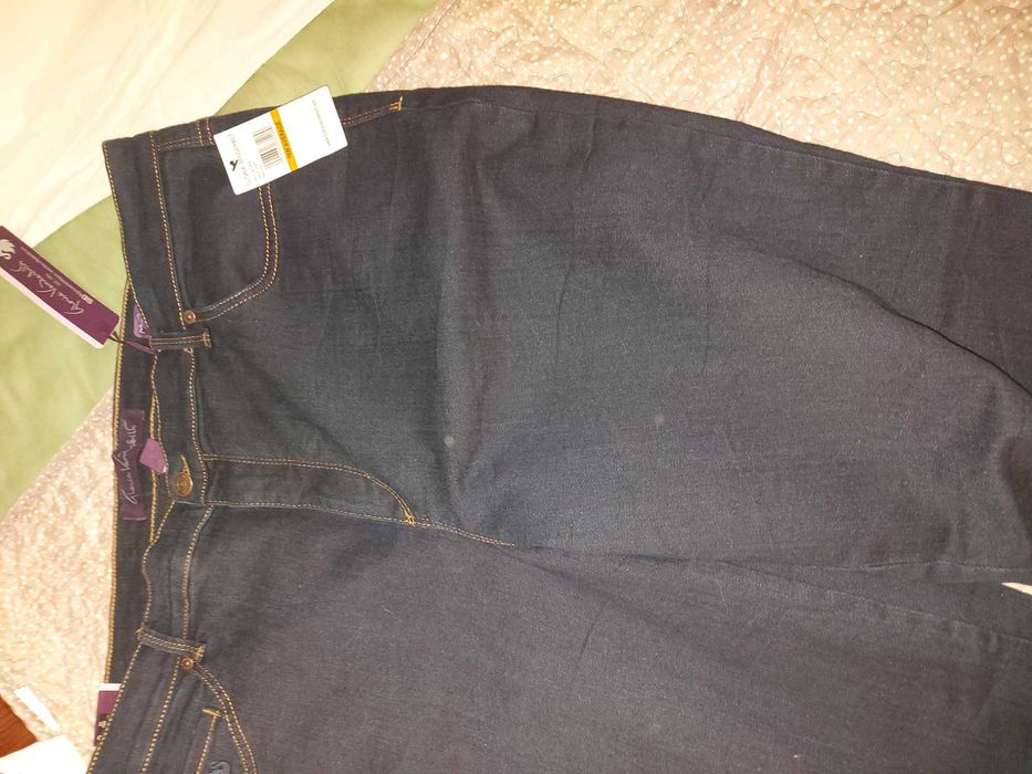 Дънки нови с етикет