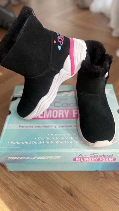Ботинки Skechers для девочки