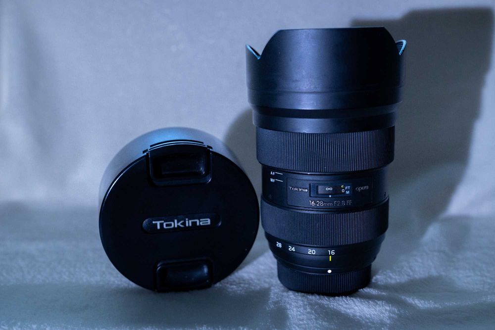 Vând sistem Nikon Full Frame profesional utilizat pentru fotografie de eveniment, aflat în stare foarte bună de funcționare și întreținut cu atenție.