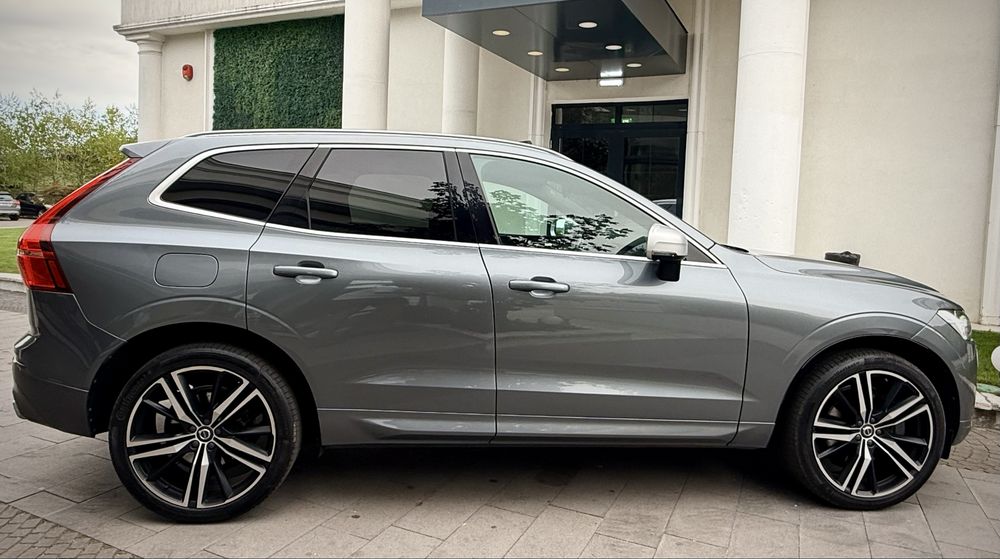 Volvo XC60 D5 AWD R-Design Full Option! Garantie 1 An! Finantare / Rate fixe!