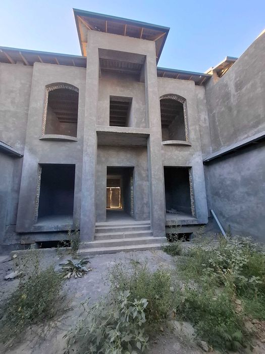 Продаётся трёхуровневая коробка в элитной махале