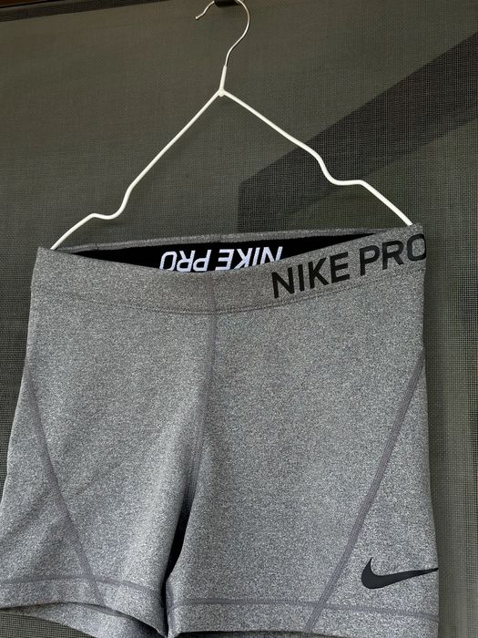 Дамски къс клин Nike Pro (Dri-FIT) - размер S, Отлично състояние