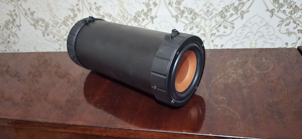 Мини сабвуфер в продаже