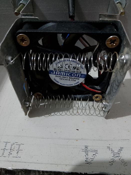 Продам инкубатор