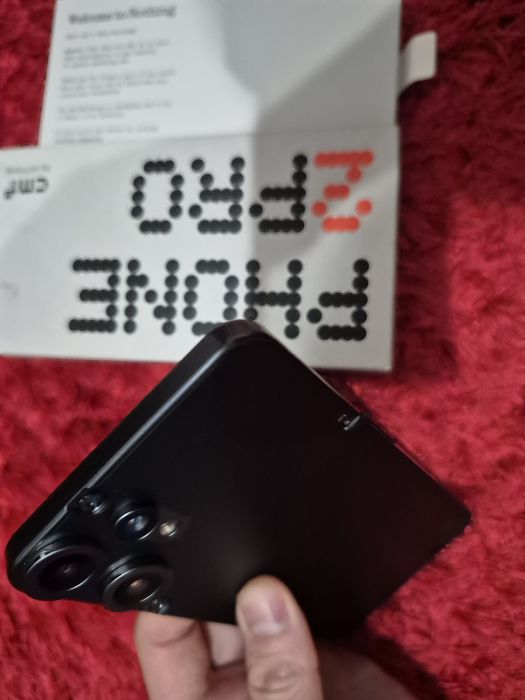 -Nothing Phone 2Pro Nou 128Gb, 8Ram ireprosabil a fost pusa cartela in el cateva zile Black doar telefonul si cutia poze reale nici o restrict