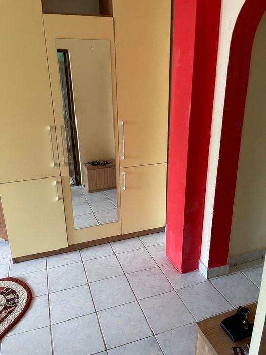 Inchiriez apartament 3  camere, lebada
