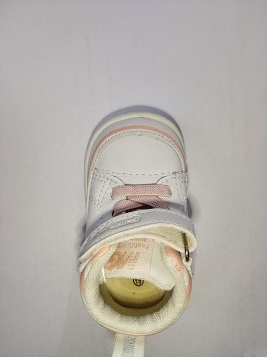 Обувь на ребенка