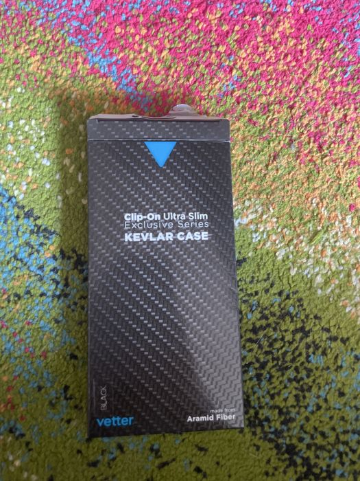 Huma carbon verde iphone 16 pro max