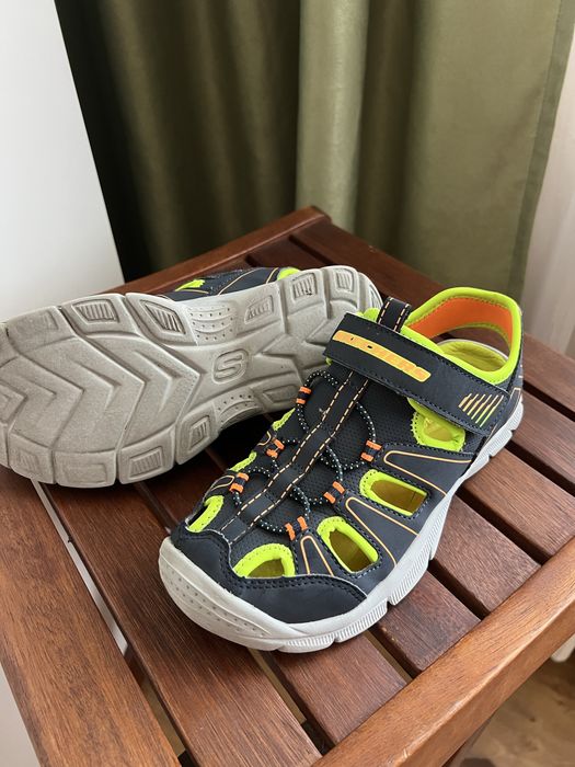 Skechers sandale