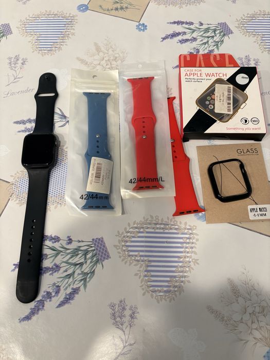 Apple watch Series 5 Space Gray Black band