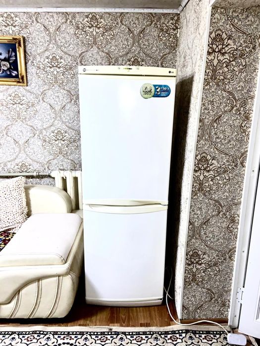 Продам холодильник рабочий с доставкой