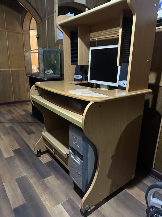 Компьютерный шкаф