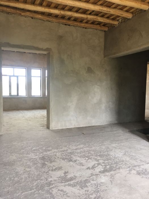 Срочно Срочно Уй сотилади ТОШМИ пўстдан кирганда Олтин тепа Жоми кўча