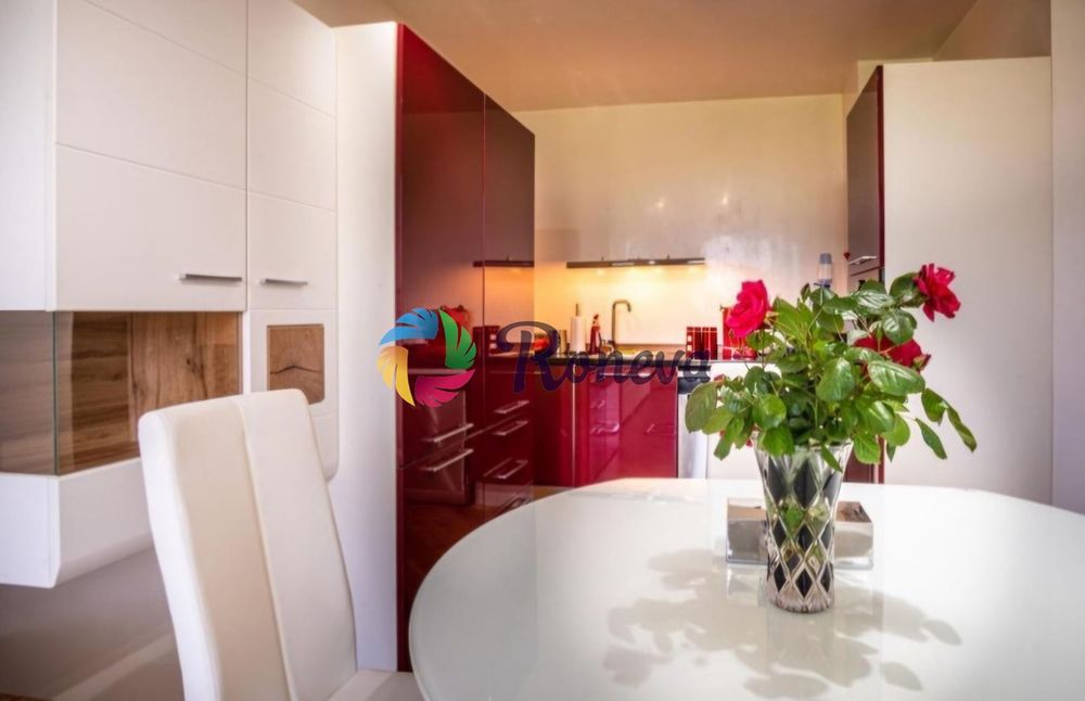 Луксозен тристаен с паркомясто Чайка! Топ локация!