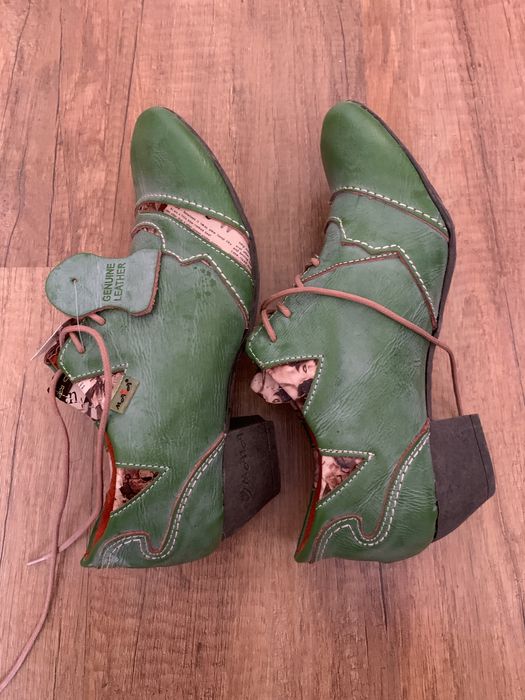 Дамски обувки