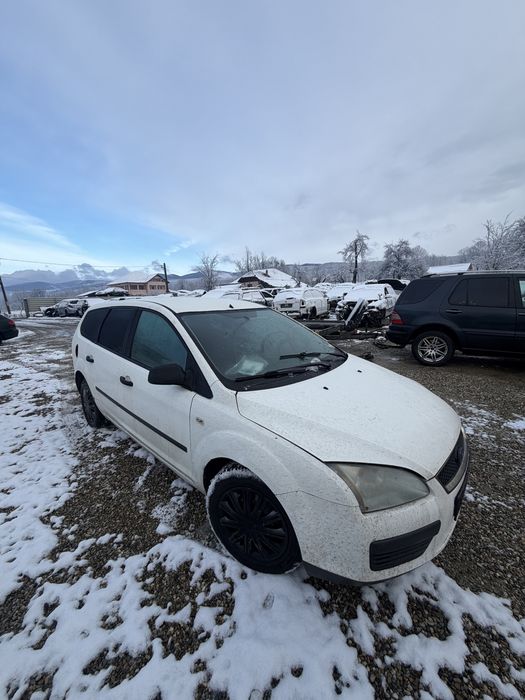 Bara fata capota trager faruri radiatoare Ford focus 2 1.6 tdci
