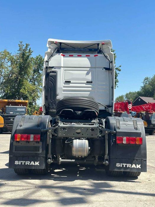 Седельный тягач Sitrak ZZ4256V364HE 2026 г.