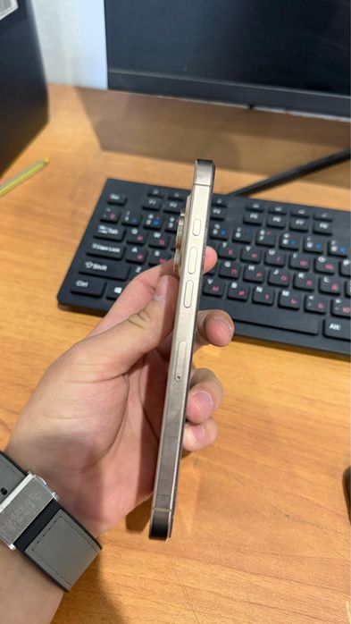 Iphone 16 pro max 256gp 92 akb