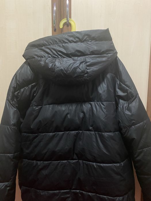 Куртка зимняя с капюшоном