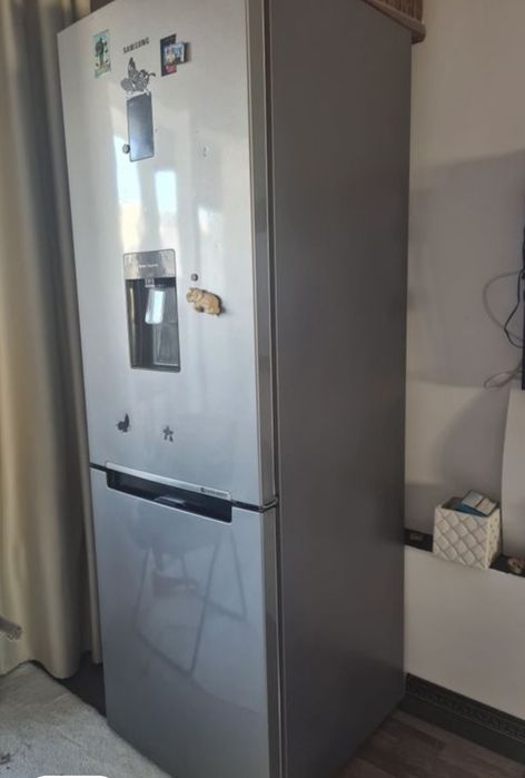 Frigider digital inverter