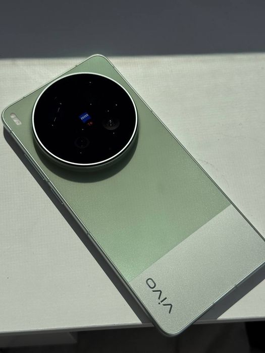 Vivo x 300 ultra 16/512 Chinese version