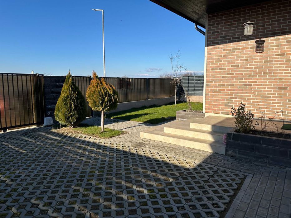 Casă Individuală pe Parter Tunari – 4 Camere, Terasă Mare 0% Comision