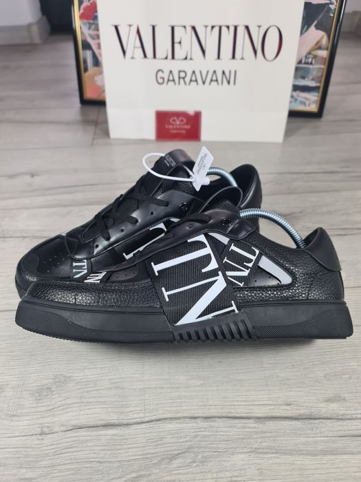 Sneakers-Valentino-VL7N-Negru-Transport-Gratuit-Breloc-LV+Parfum-Cadou