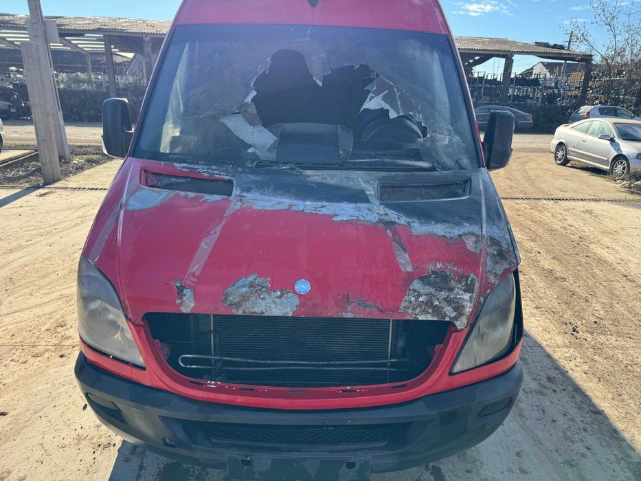 Dezmembrez Mercedes Sprinter w906 3.0 v6 Euro 5 Punte dubla, Cutie 6tr