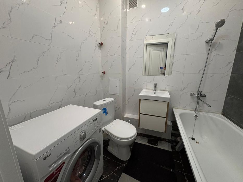 Продам 2х ком квартиру в топовом районе