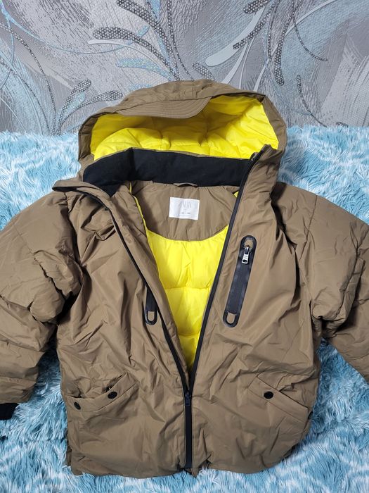 Куртка ZARA на девочку