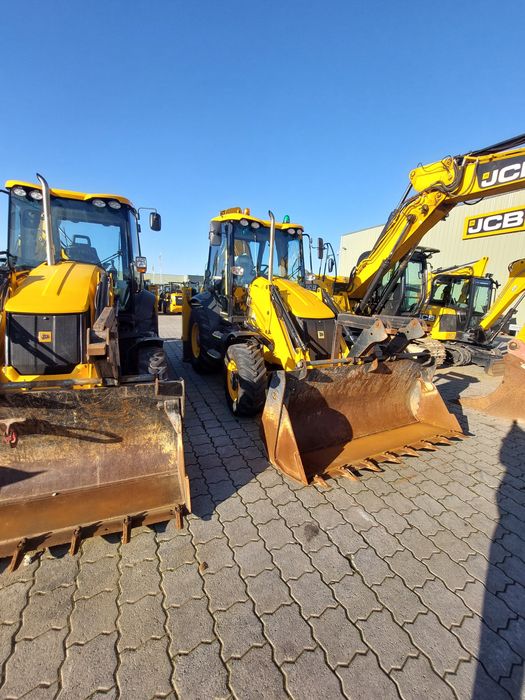 Inchiriez buldoexcavator