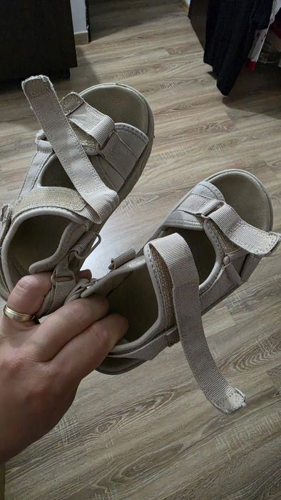 Sandale  H&M universale  nr 30