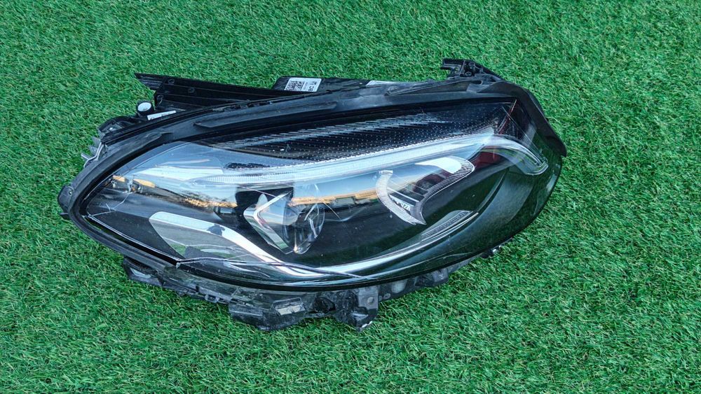 Фар за Mercedes B Class W246 Full LED / Мерцедес Б Клас В246