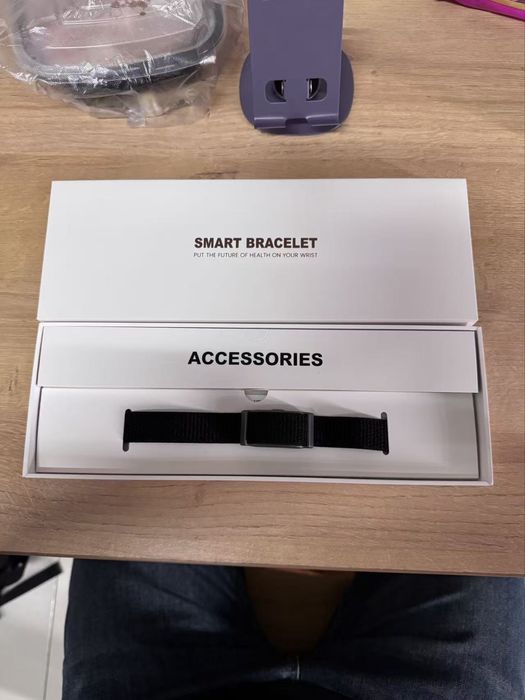 Фитнес браслет.