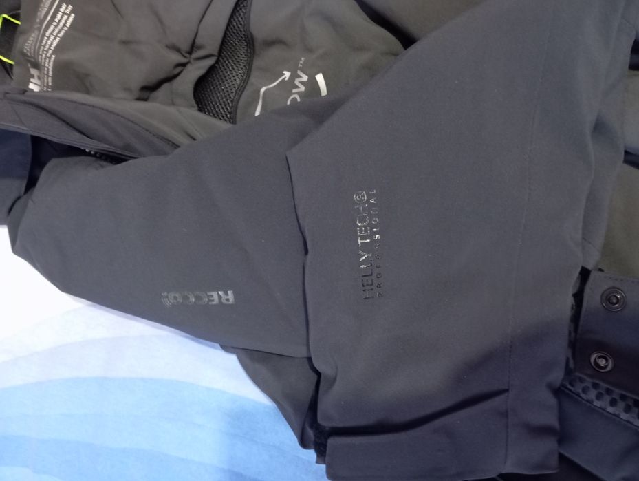 Ски екип Helly Hansen