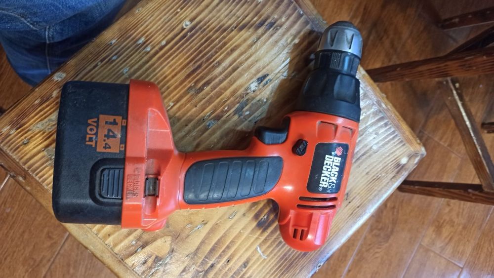 Filetanta Black&Decker 12v